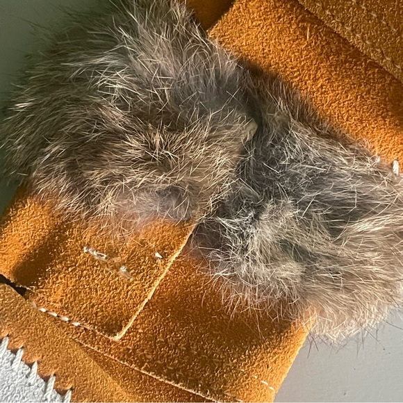 Taos Tan Suede Leather Fur Trim Moccasin Boots Baby Toddler Size 5 NEW - Picture 5 of 9